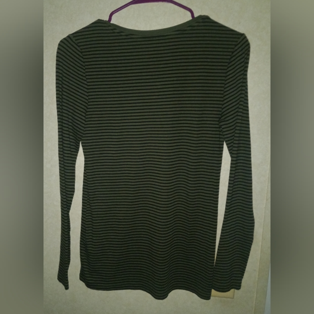 Long Sleeve  Striped Tee - Picture 2 of 3